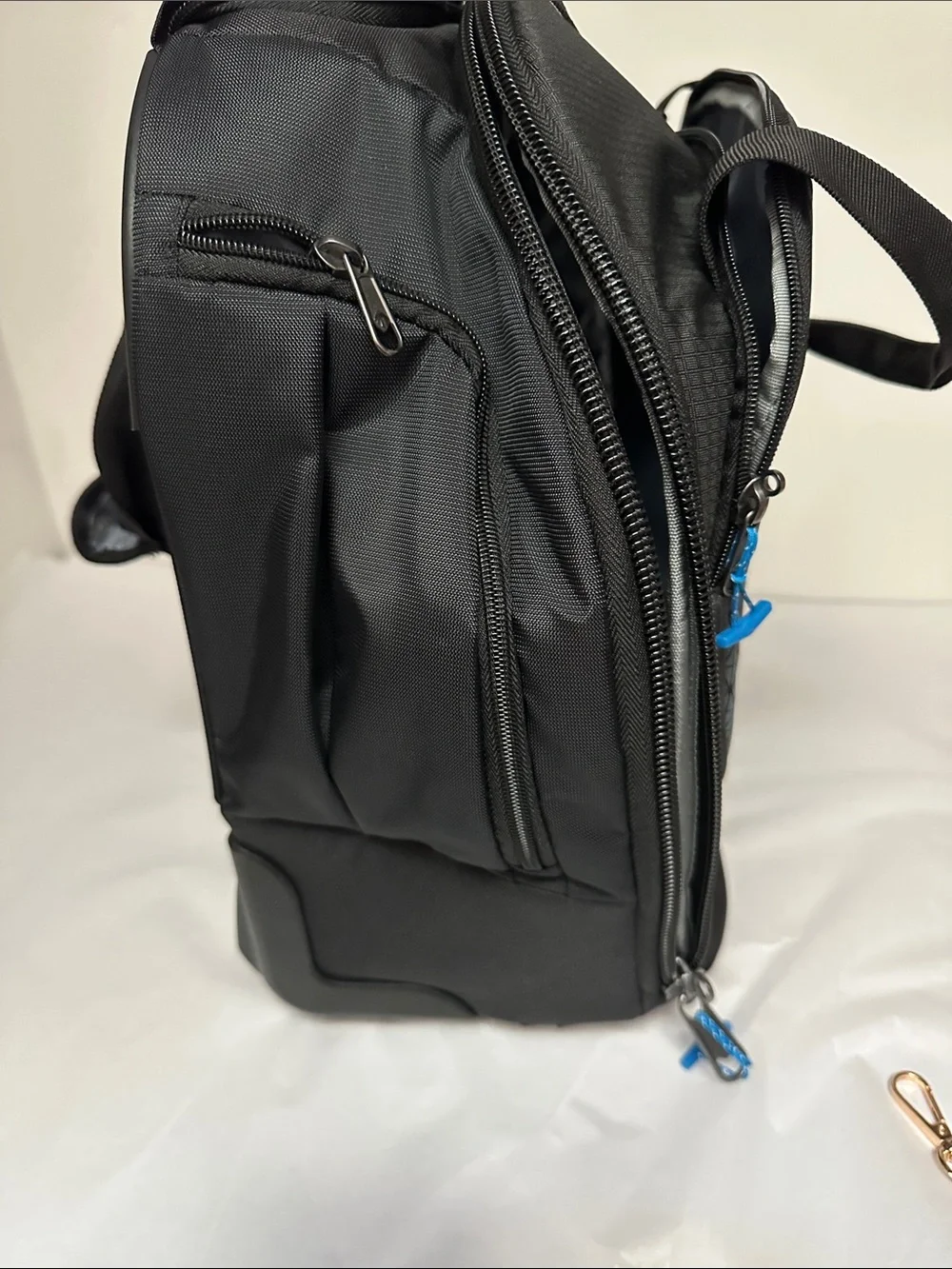 Eagle Creek Expanse Wheeled Tote Carry On